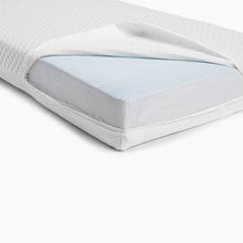 Load image into Gallery viewer, Bundle of Dreams Celsius Crib Mattress in White - Freddie and Sebbie